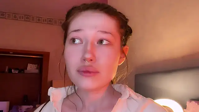 Snapshot of eva_varnerr chatting on 3, 6, 2026 eva varnerr online show from 3, 6, 2026