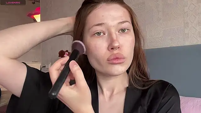 eva varnerr online show from 13, 4, 2026