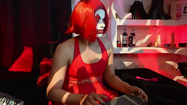 Mara-Bella online show from 31, 10, 2025