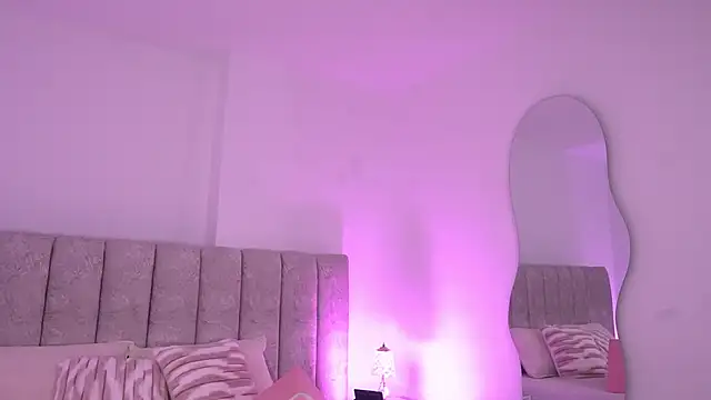 Snapshot of sam_lewins chatting on 25, 11, 2025 sam lewins online show from 25, 11, 2025