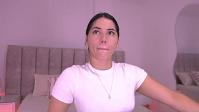 Snapshot of sam_lewins chatting on 21, 11, 2025 sam lewins online show from 21, 11, 2025