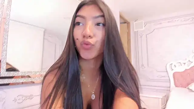 Snapshot of Daphne_Fox_ chatting on 14, 3, 2025 Daphne Fox online show from 14, 3, 2025