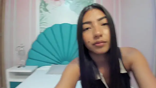 Snapshot of Daphne_Fox_ chatting on 19, 2, 2025 Daphne Fox online show from 19, 2, 2025