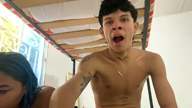 Snapshot of andy_dan18 chatting on 17, 10, 2025 andy dan18 online show from 17, 10, 2025