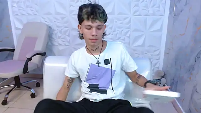 andy dan18 online show from 7, 4, 2026