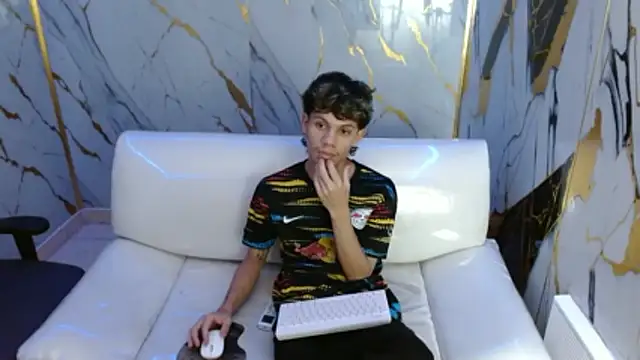 andy dan18 online show from 21, 4, 2026