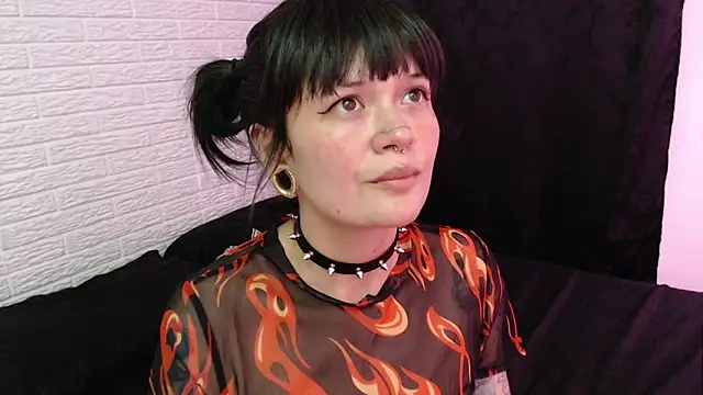 Snapshot of rousstattoo chatting on 21, 1, 2025 rousstattoo online show from 21, 1, 2025
