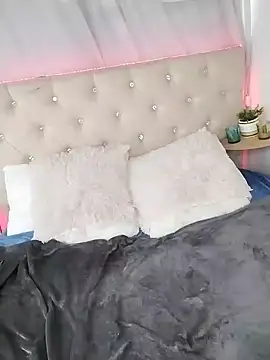 nikkystorm1  online show from 28, 1, 2025
