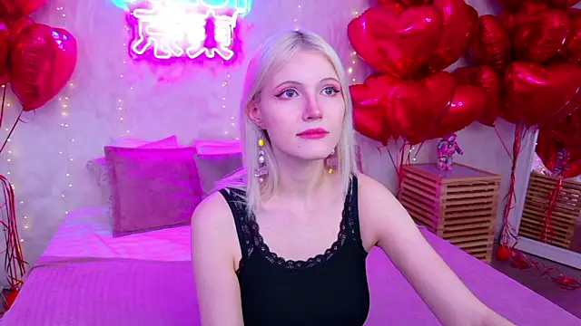 NellieLoyns online show from 6, 2, 2026