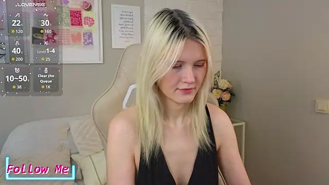 NellieLoyns online show from 10, 4, 2026