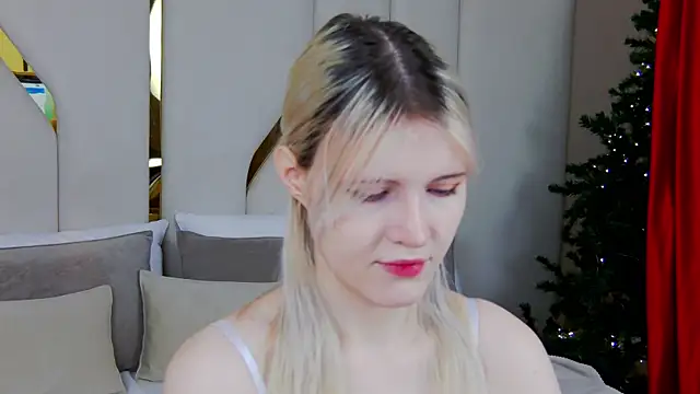 NellieLoyns online show from 16, 12, 2025