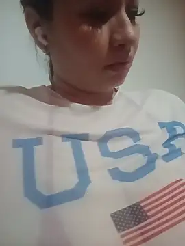 MommyHelpsmee online show from 27, 5, 2026