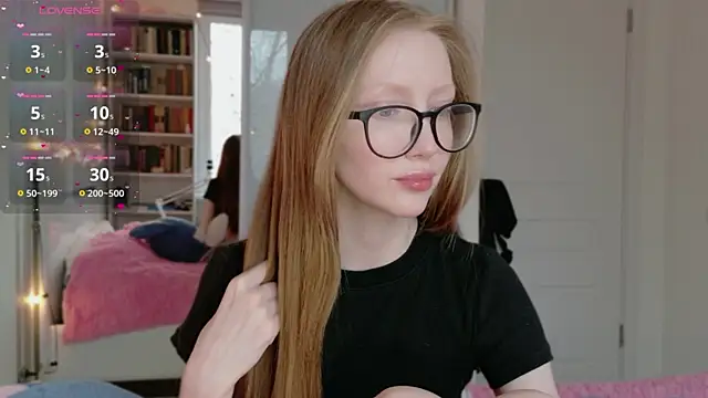 Awwwrora online show from 20, 4, 2026