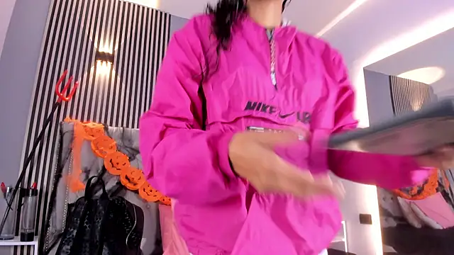 GysellHanson online show from 30, 10, 2025