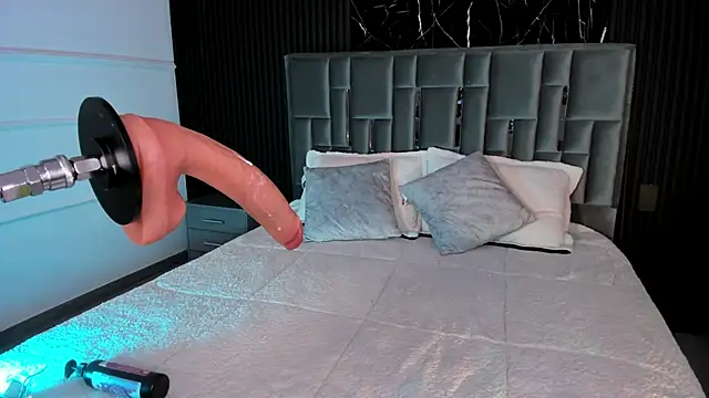 LolaAngellx online show from 10, 2, 2026