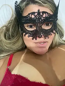 Casadadelicia26 online show from 4, 3, 2026