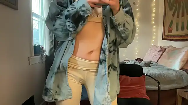 leahsparkles online show from 18, 2, 2025