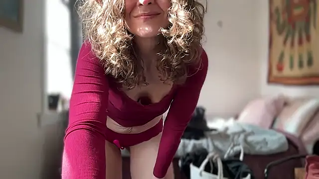 leahsparkles online show from 25, 2, 2025