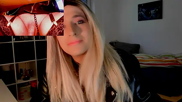 Snapshot of DYasmin69 chatting on 21, 3, 2025 DYasmin69 online show from 21, 3, 2025