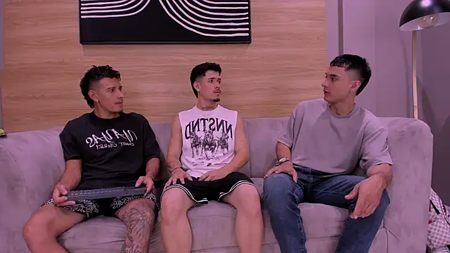 hell twink online show from 30, 4, 2026