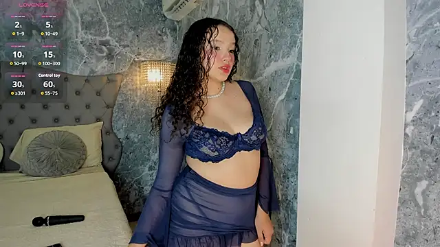 LucyLovelyy online show from 14, 1, 2026