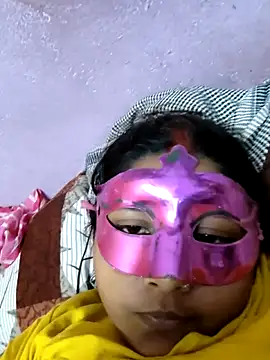Snapshot of sweet_suman chatting on 5, 5, 2026 sweet suman online show from 5, 5, 2026