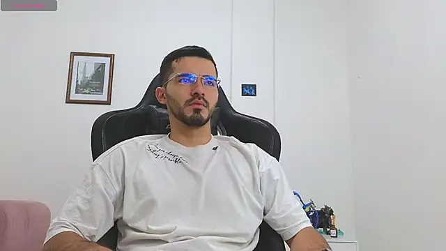 Massimoo 07 online show from 25, 10, 2025