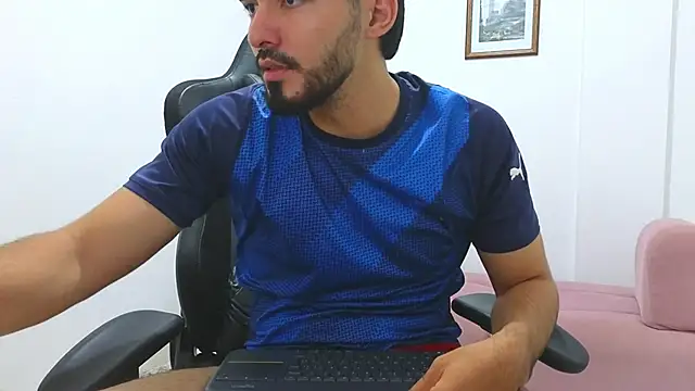 Snapshot of Massimoo_07 chatting on 31, 1, 2025 Massimoo 07 online show from 31, 1, 2025