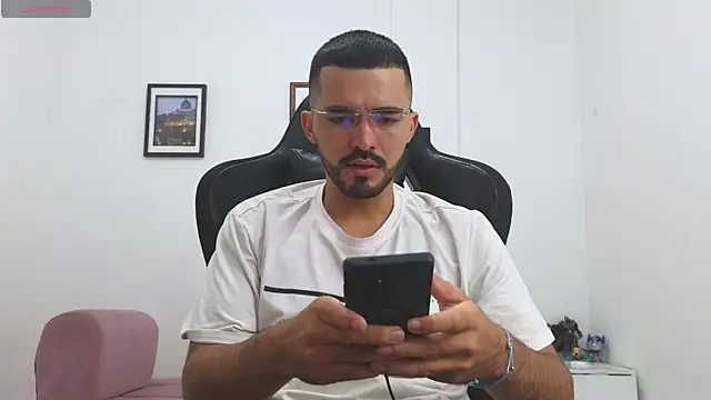 Massimoo 07 online show from 6, 1, 2026