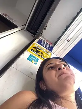 Lexi Belle  online show from 23, 1, 2025