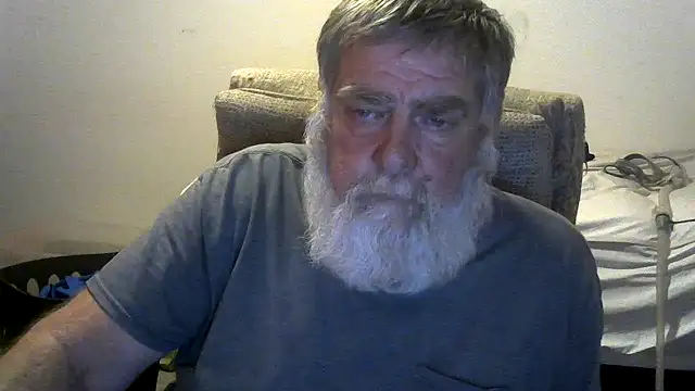 Snapshot of viejo_oso chatting on 18, 5, 2026 viejo oso online show from 18, 5, 2026