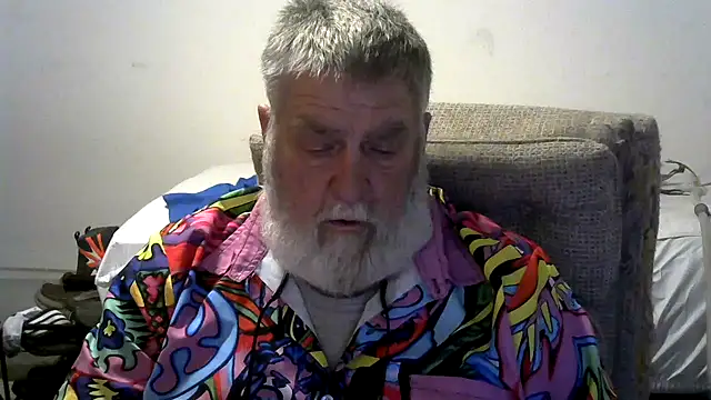 viejo oso online show from 20, 3, 2026