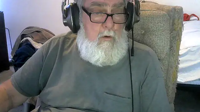 Snapshot of viejo_oso chatting on 10, 5, 2026 viejo oso online show from 10, 5, 2026