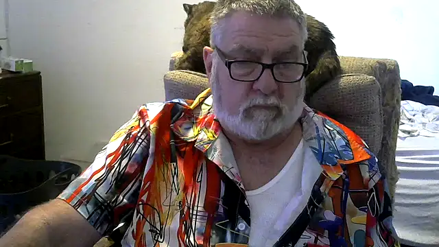 viejo oso online show from 25, 10, 2025