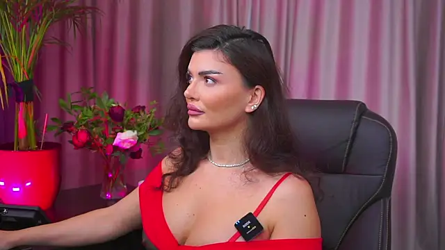 myakalifa online show from 14, 9, 2025