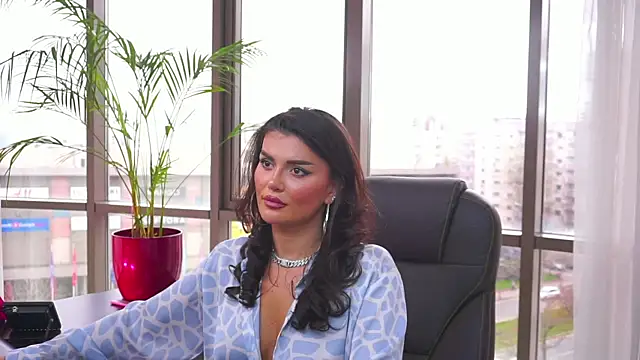 myakalifa online show from 17, 3, 2025