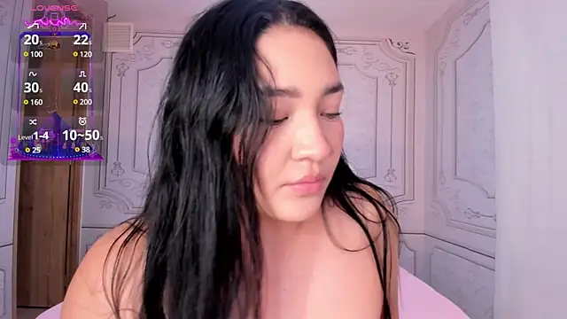 stefany duque1  online show from 18, 2, 2025