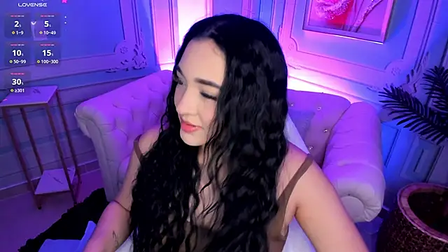 stefany duque1  online show from 18, 12, 2025