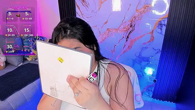 stefany duque1  online show from 6, 3, 2026