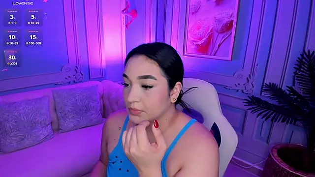 stefany duque1  online show from 9, 1, 2026