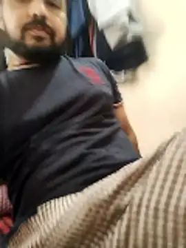 hot punekar online show from 2, 11, 2025