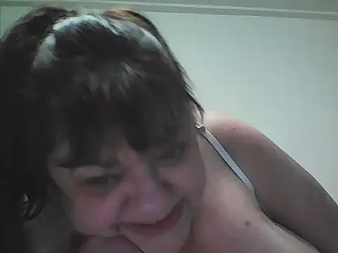 Luciouslouise72xh online show from 9, 11, 2025