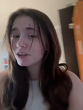 Snapshot of Sabrina_shells chatting on 16, 10, 2025 Sabrina shells online show from 16, 10, 2025