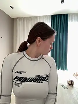 Sabrina shells online show from 9, 4, 2026