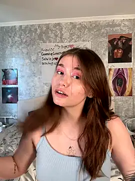 Snapshot of Sabrina_shells chatting on 23, 10, 2025 Sabrina shells online show from 23, 10, 2025