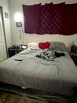 cloudy couple444 online show from 11, 10, 2025