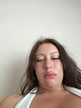 Snapshot of AndreaMood chatting on 10, 2, 2026 AndreaMood online show from 10, 2, 2026