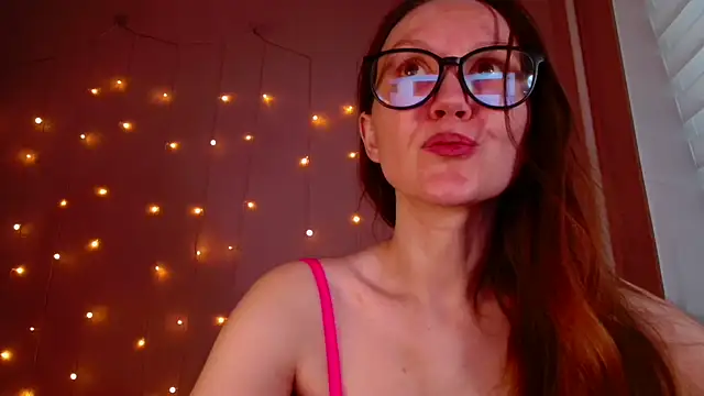 MelanyOx online show from 7, 10, 2025