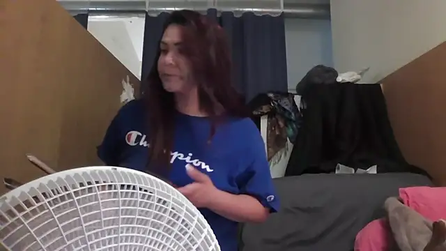 Snapshot of Dnasty408 chatting on 5, 11, 2025 Dnasty408 online show from 5, 11, 2025