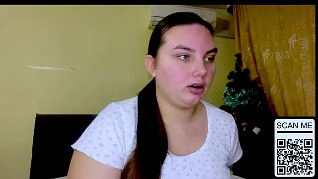 Dreamyblushfairy online show from 4, 2, 2026